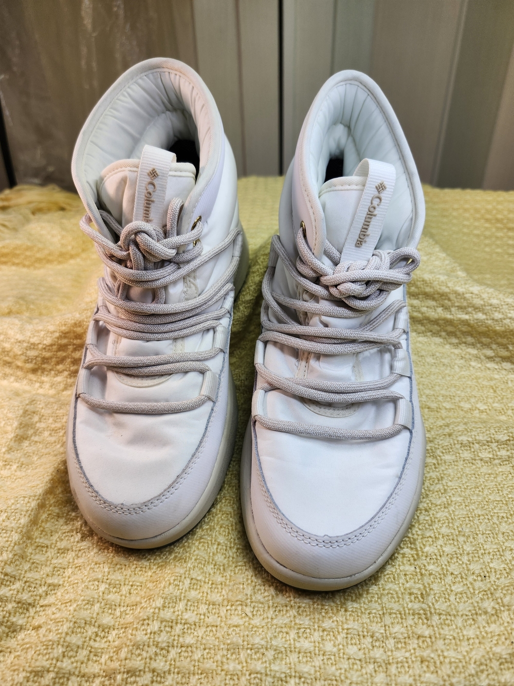 Columbia White High-Top Kids Sneakers